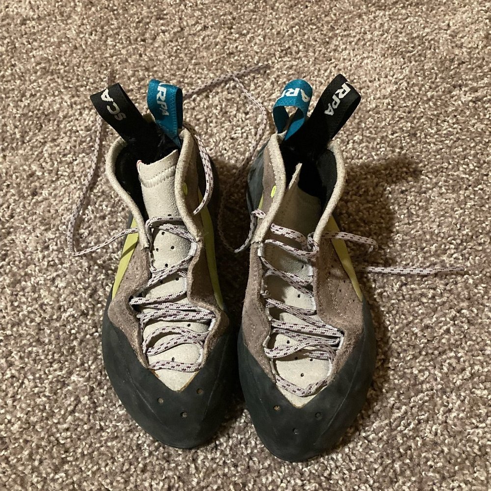Scarpa Maestro Womens Climbing Shoes